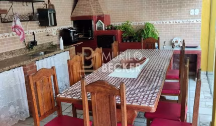 Casa à venda 238m² 3 quartos Bairro Jardim Terras de Santa Helena - Jacareí