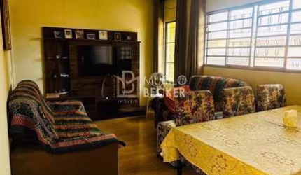 Casa a venda 187m² -  São 3 casas no mesmo terreno - Bairro C. de São José