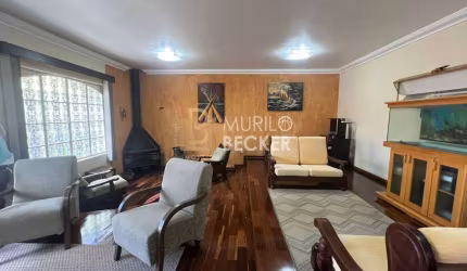 Casa a venda 3 quartos 2 Suítes - 300m² construção - Bosque dos Eucaliptos