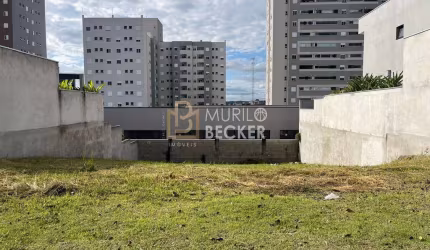 Terreno de 451m à venda no condomínio Mônaco