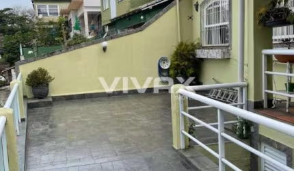 Casa com 3 quartos à venda na Rua Auvernia, Tauá, Rio de Janeiro, 400 m2 por R$ 850.000