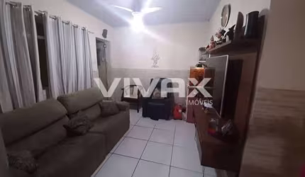 Casa com 3 quartos à venda na Rua Garcia Pires, Quintino Bocaiúva, Rio de Janeiro, 97 m2 por R$ 250.000