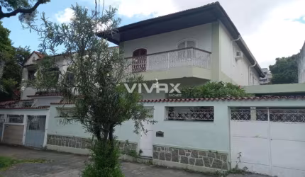Casa com 5 quartos à venda na Rua Hugo Bezerra, Engenho de Dentro, Rio de Janeiro, 412 m2 por R$ 1.000.000