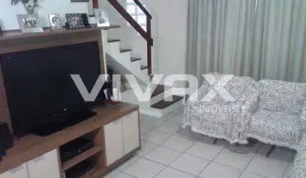 Casa em condomínio fechado com 3 quartos à venda na Rua Cirne Maia, Cachambi, Rio de Janeiro, 181 m2 por R$ 640.000