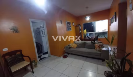 Apartamento com 2 quartos à venda na Rua Lins de Vasconcelos, Lins de Vasconcelos, Rio de Janeiro, 72 m2 por R$ 215.000