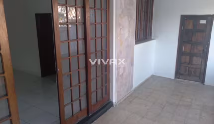Casa com 4 quartos à venda na Rua Vereador Jansen Muller, Cachambi, Rio de Janeiro, 276 m2 por R$ 900.000