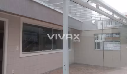 Casa em condomínio fechado com 4 quartos à venda na Rua Ney Armando Meziat, Jardim Guanabara, Rio de Janeiro, 118 m2 por R$ 1.200.000