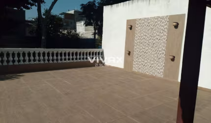Casa com 3 quartos à venda na Rua Doutor Bulhões, Engenho de Dentro, Rio de Janeiro, 178 m2 por R$ 430.000