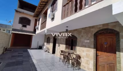 Casa em condomínio fechado com 3 quartos à venda na Rua Aricanga, Vila Valqueire, Rio de Janeiro, 138 m2 por R$ 500.000