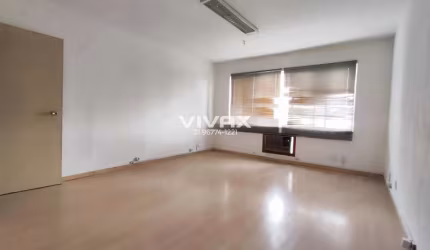 Sala comercial à venda na Rua Medina, Méier, Rio de Janeiro, 26 m2 por R$ 170.000