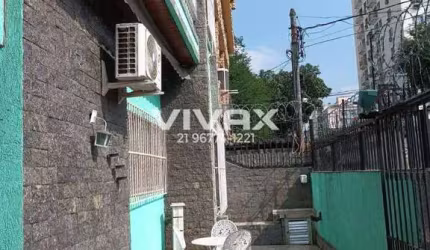 Casa com 3 quartos à venda na Rua Bueno de Paiva, Méier, Rio de Janeiro, 190 m2 por R$ 599.000