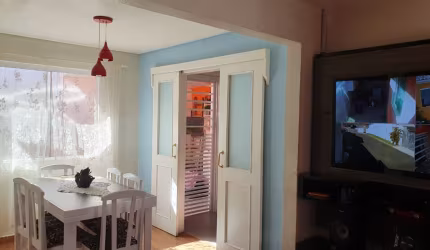 Casa térrea em condomínio fechado para venda no Bairro Alto.