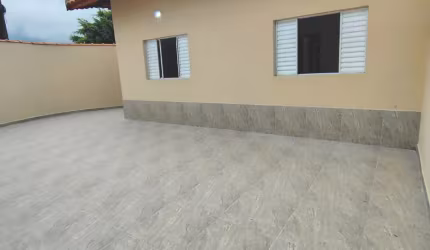 Casa lado praia com piscina