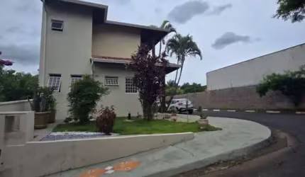 Casa em Condomínio para Venda em Valinhos, Lenheiro, 3 dormitórios, 1 suíte, 3 banheiros, 2 vagas
