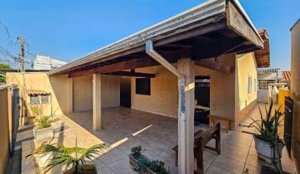 Casa para Locação em Valinhos, Jardim São Marcos, 2 dormitórios, 1 banheiro, 3 vagas