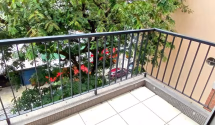 Apartamento  de 2 quartos e 1 banheiro.