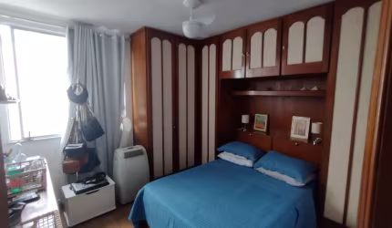 Apartamento 2 quartos e 2 garagens.