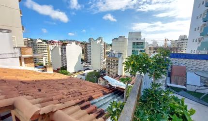 Cobertura 3 quartos e 2 suítes.