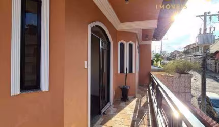 Casa para Venda em Juiz de Fora, Teixeiras, 3 dormitórios, 4 banheiros, 1 vaga