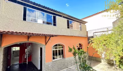 Casa para Venda em Juiz de Fora, Santa Luzia, 3 dormitórios, 1 suíte, 3 banheiros, 4 vagas