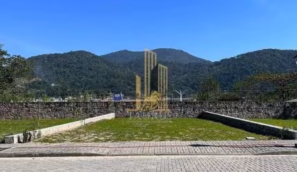Terreno/ Lote em Condomínio em Itapema SC