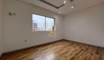 Apartamento 2 Quartos Semi-Mobiliado Meia Praia