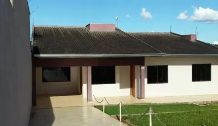 CASA NA REGIÃO DO LAGO, 3 DORMITÓRIOS SENDO 1 SUÍTE GRANDE SOBRA DE TERRENO