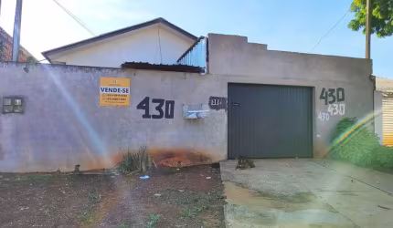 Casa à venda no bairro Paulo Godoy em Cascavel Pr
