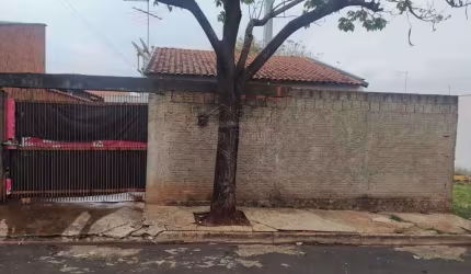 Casa com 2 quartos à venda no Parque Residencial Vale do Sol, Araraquara , 124 m2 por R$ 200.000