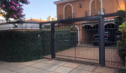 Casa com 3 quartos à venda no Centro, Araraquara , 295 m2 por R$ 1.200.000