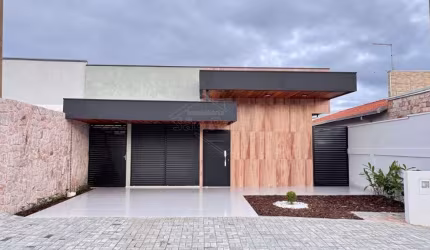 Casa no Condomínio Sollaris em Araraquara