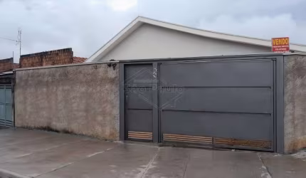 Casa com 3 quartos à venda no Jardim Luiz Ometto I, Américo Brasiliense , 149 m2 por R$ 280.000