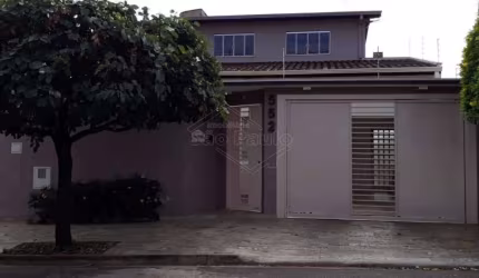 Casa com 3 quartos à venda no Residencial Cambuy, Araraquara , 196 m2 por R$ 690.000