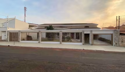 Casa com 3 quartos à venda no Jardim Higienópolis, Araraquara , 415 m2 por R$ 1.200.000