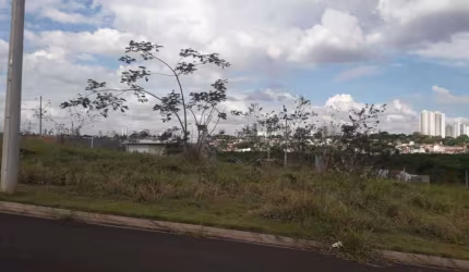 Terreno à venda no Residencial Ravena, Araraquara  por R$ 120.000