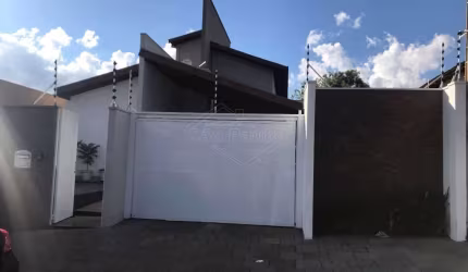 Casa com 3 quartos à venda no Residencial Cambuy, Araraquara , 200 m2 por R$ 1.350.000