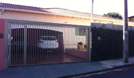 Casa com 3 quartos à venda no Jardim Santa Angelina, Araraquara , 211 m2 por R$ 680.000