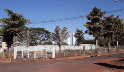 Terreno à venda no Jardim Arco-Íris, Araraquara , 173 m2 por R$ 800.000