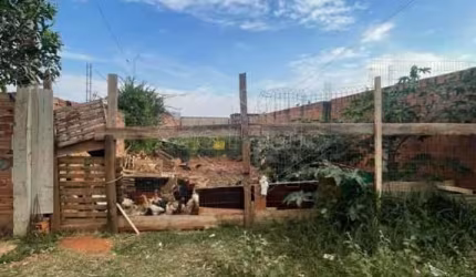 Terreno à venda no Jardim Maria Luiza IV, Araraquara  por R$ 90.000