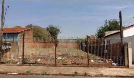 Terreno à venda no Jardim Quitandinha, Araraquara  por R$ 250.000