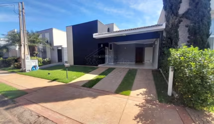 Casa em condomínio fechado com 3 quartos para alugar no Parque Residencial Damha, Araraquara , 161 m2 por R$ 6.800