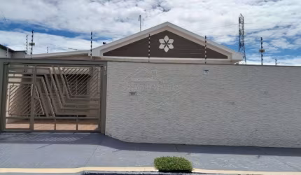 Casa com 2 quartos à venda no Jardim Vista Alegre, Américo Brasiliense , 85 m2 por R$ 300.000