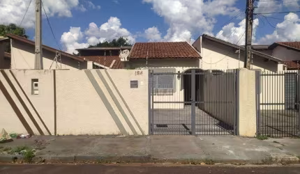 Casa com 3 quartos à venda no Jardim Quitandinha, Araraquara , 68 m2 por R$ 240.000