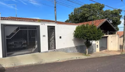 Casa com 4 quartos à venda na Vila Santana, Araraquara , 272 m2 por R$ 550.000