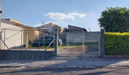 Terreno à venda no Parque Laranjeiras, Araraquara  por R$ 160.000