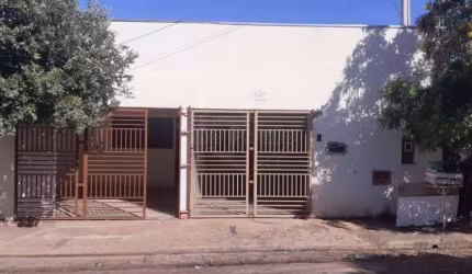 Casa com 4 quartos à venda no Jardim Maria Luiza, Araraquara , 166 m2 por R$ 205.000