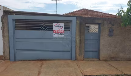 Casa com 2 quartos à venda no Centro, Américo Brasiliense , 131 m2 por R$ 290.000