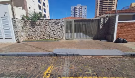 Casa com 3 quartos à venda no Centro, Araraquara , 225 m2 por R$ 950.000