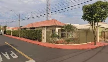 Casa com 3 quartos à venda na Vila Xavier (Vila Xavier), Araraquara , 238 m2 por R$ 800.000