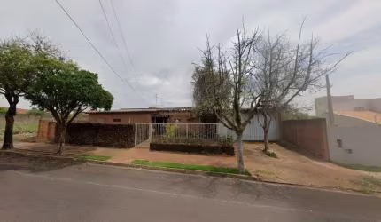 Casa com 3 quartos à venda na Vila Harmonia, Araraquara , 336 m2 por R$ 1.000.000